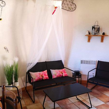 Hotel O Fil De L'O Marseillette Екстер'єр фото